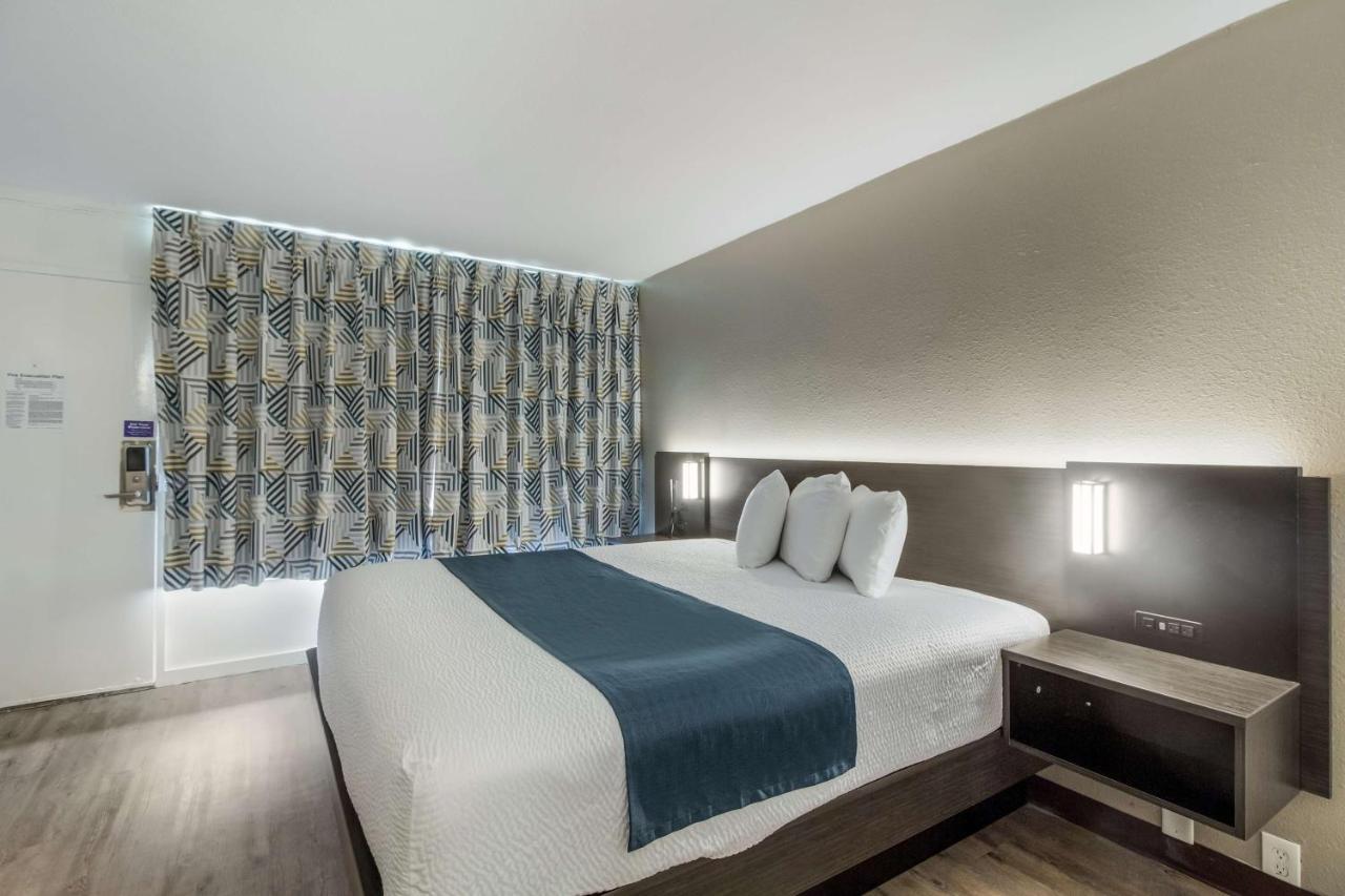 Motel 6 Groves, Tx Esterno foto